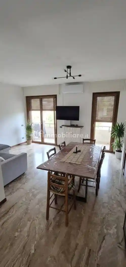 Appartamento in vendita a Valmadrera