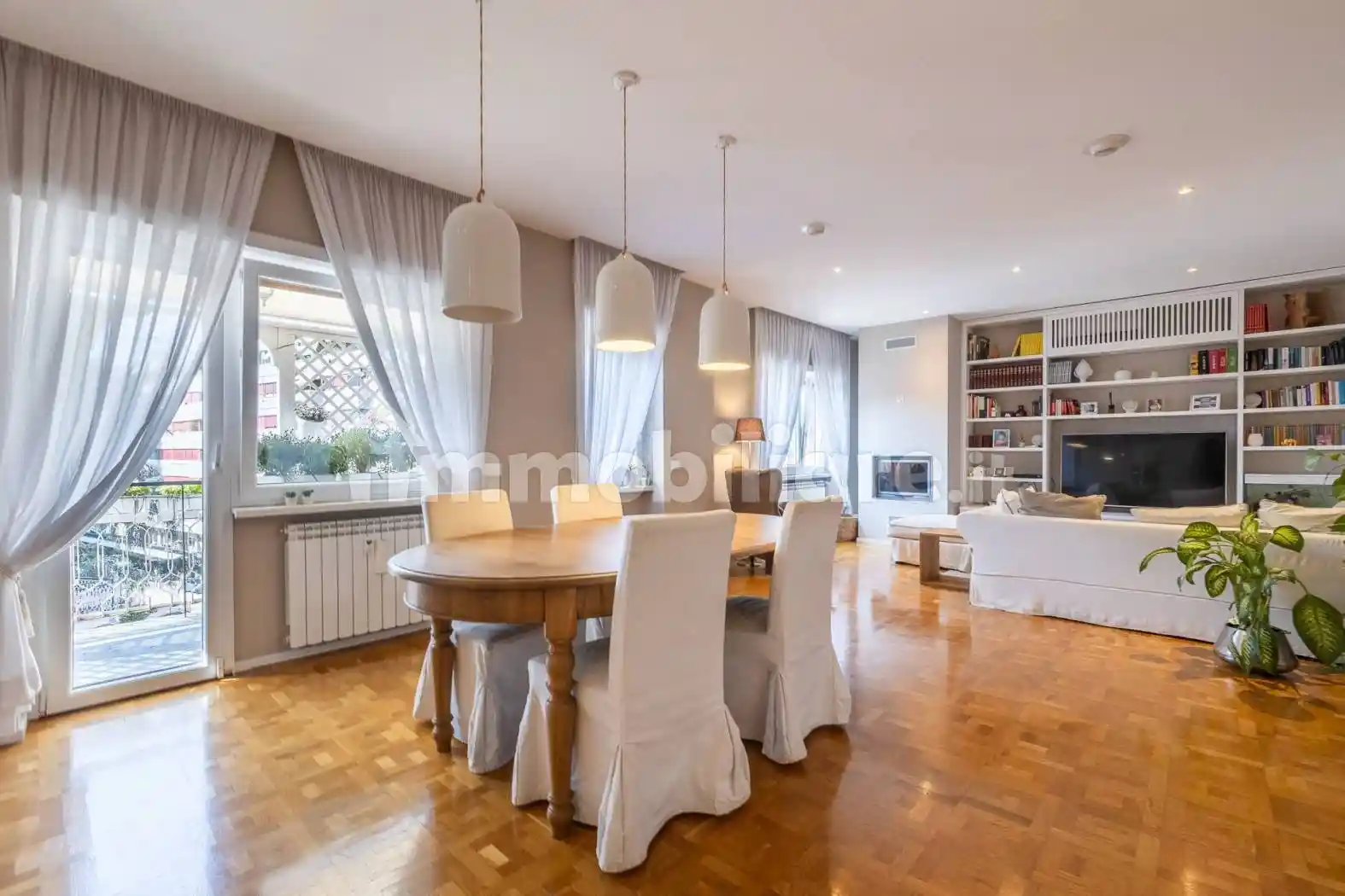 Appartamento in vendita a Roma
