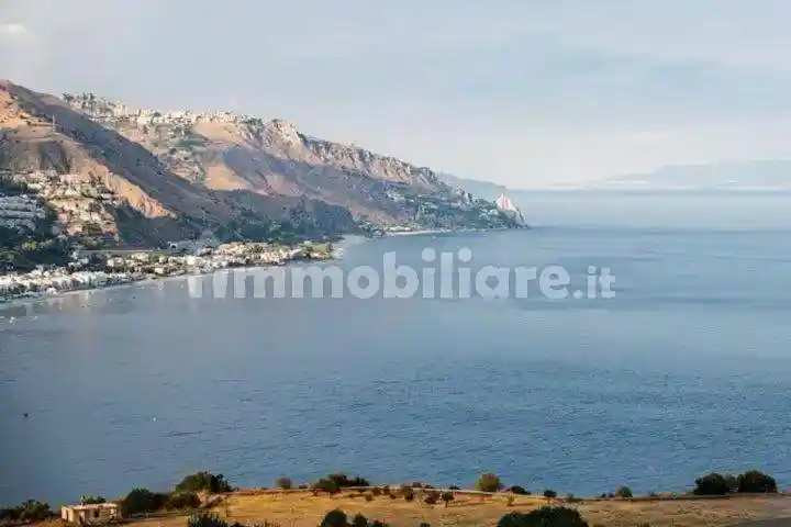 Appartamento in affitto a Taormina