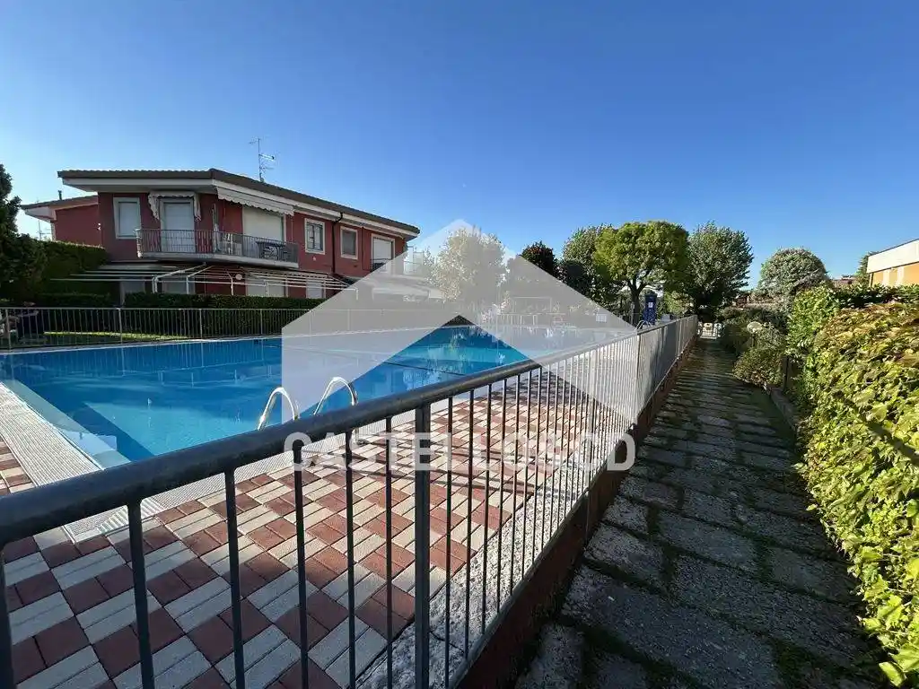 Appartamento in vendita a Sirmione
