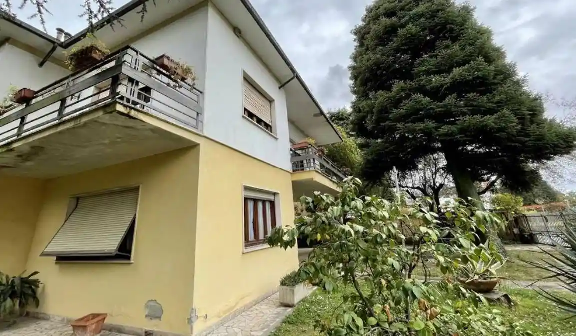 Villa in vendita a Bonate Sopra