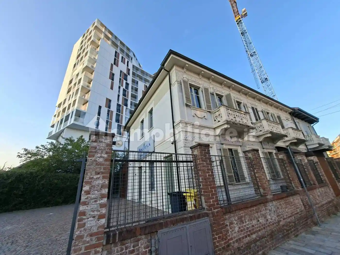 Palazzo - Edificio in vendita a Settimo Torinese