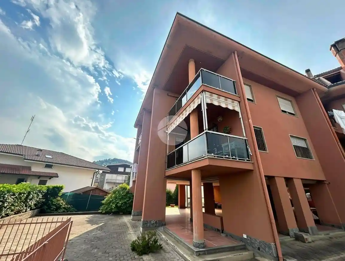 Appartamento in vendita a Cuorgnè