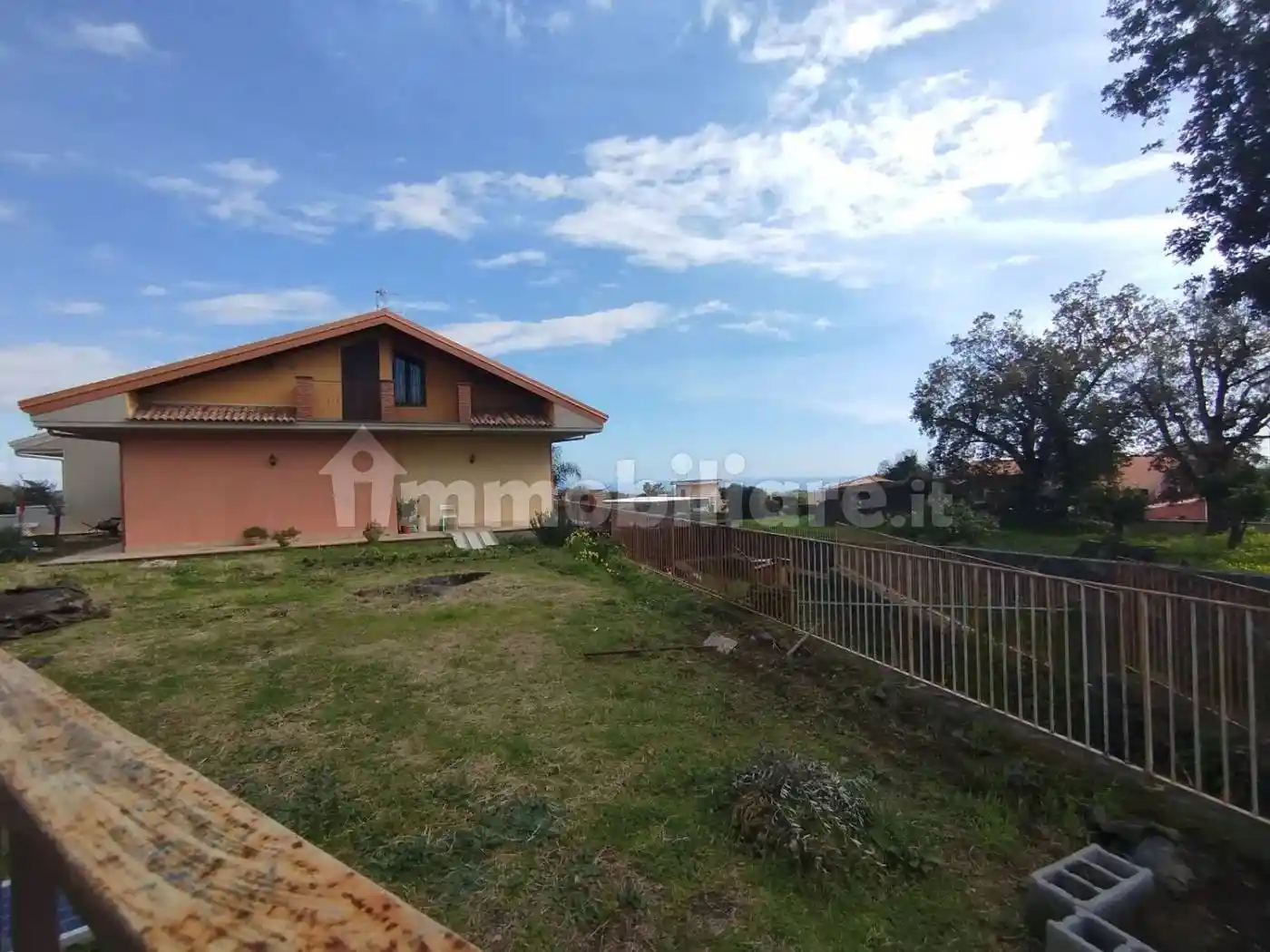 Villa in vendita a Aci Sant'Antonio