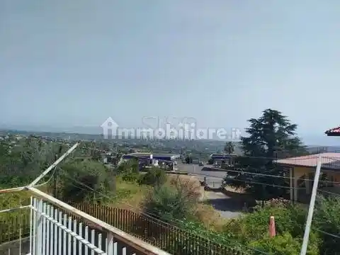Appartamento in vendita a Acireale