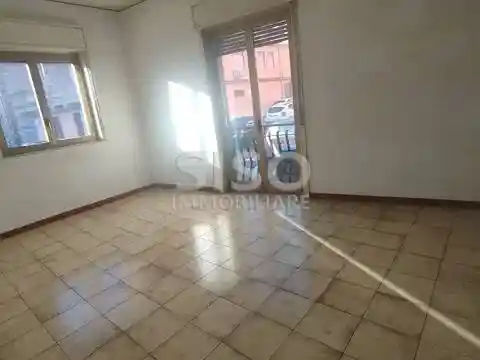 Appartamento in vendita a Aci Catena