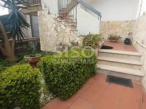 Villa in vendita a Aci Catena