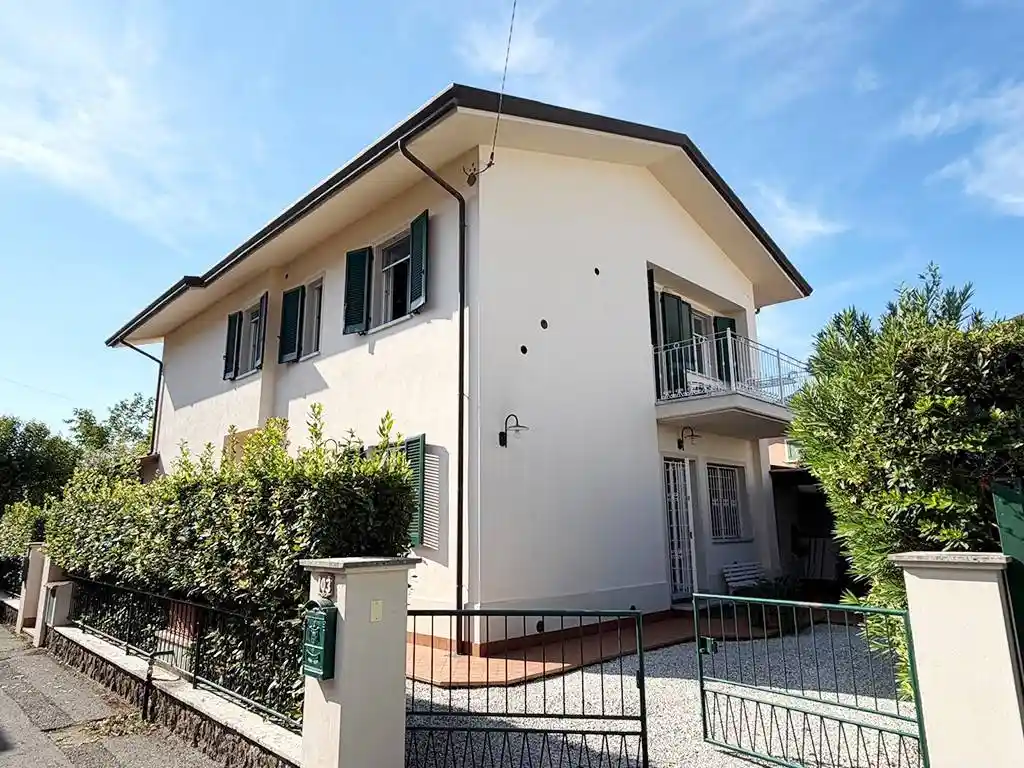 Villa in vendita a Forte dei Marmi