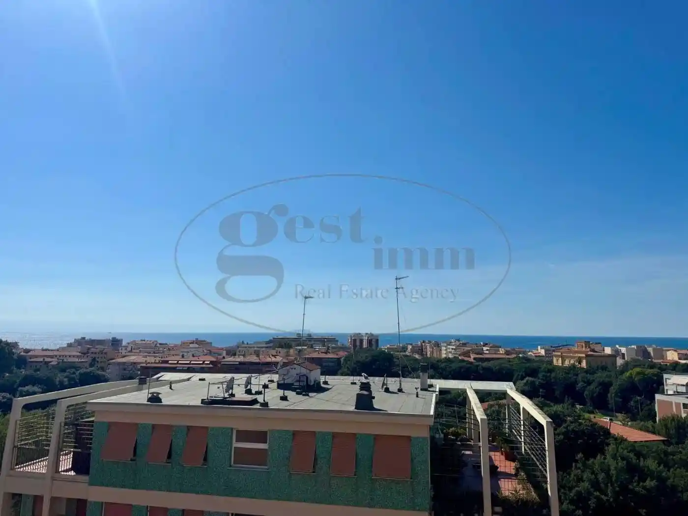 Appartamento in vendita a Livorno