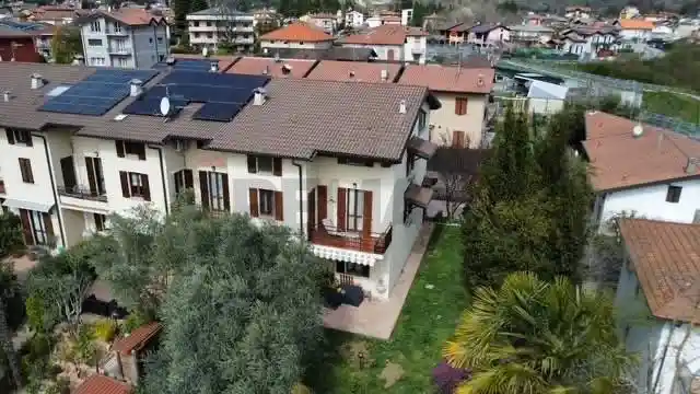 Villetta a schiera in vendita a Arcisate