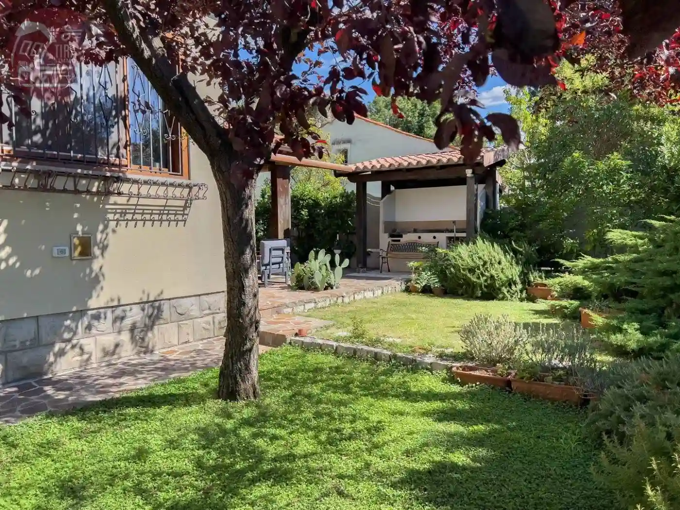 Villa - foto 2