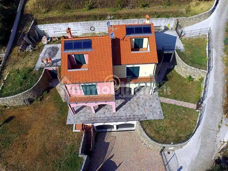Villa in vendita a Savona