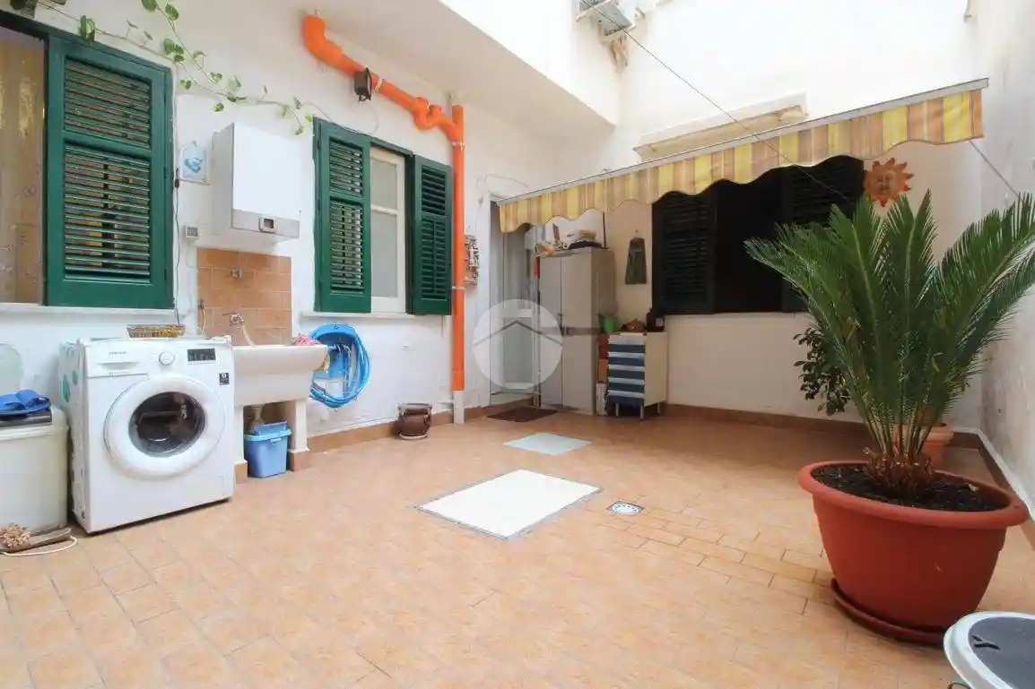 Appartamento in vendita a Palermo