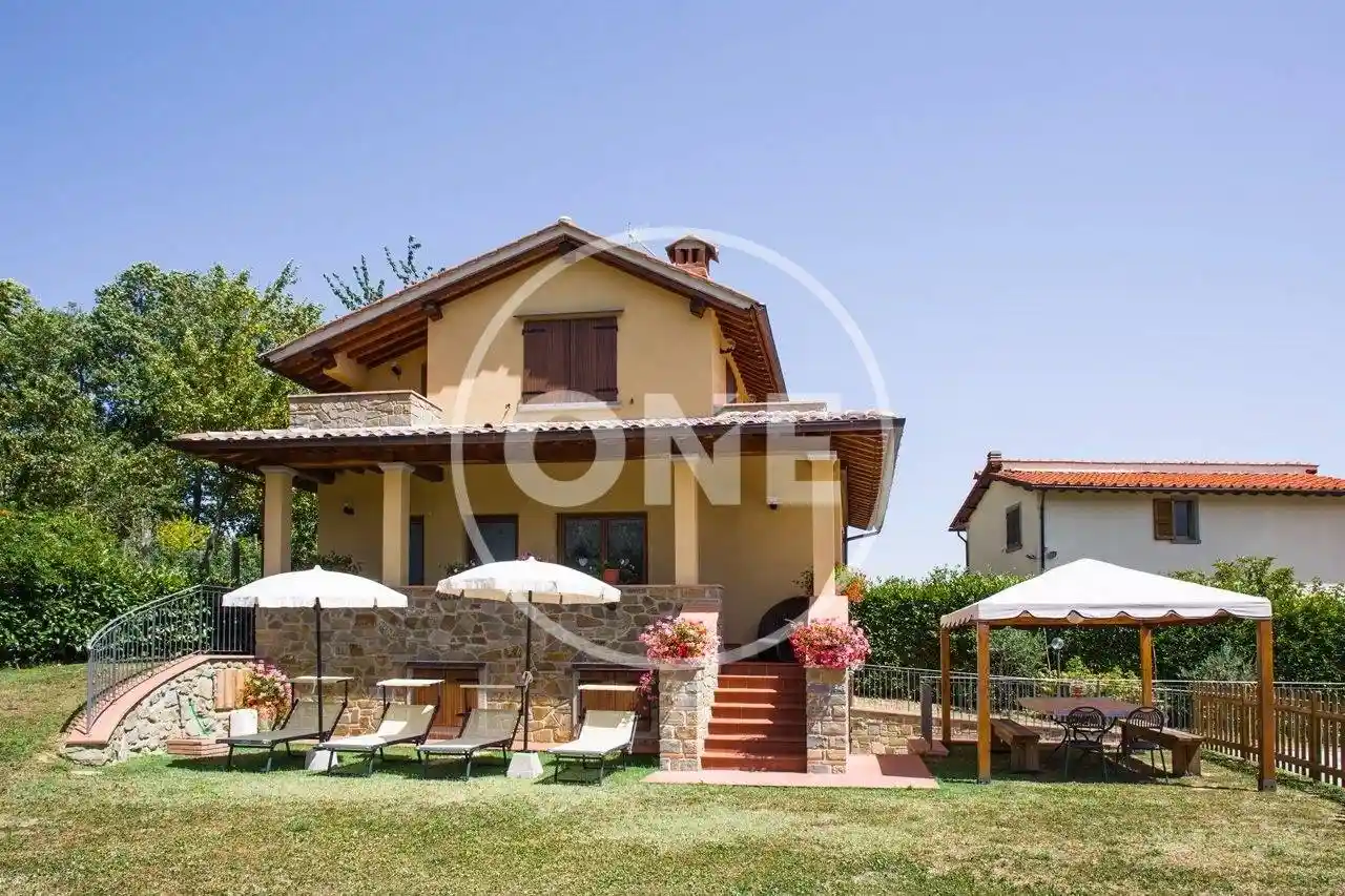 Villa in vendita a Castel San Niccolò