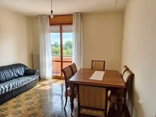 Appartamento in vendita a Modena