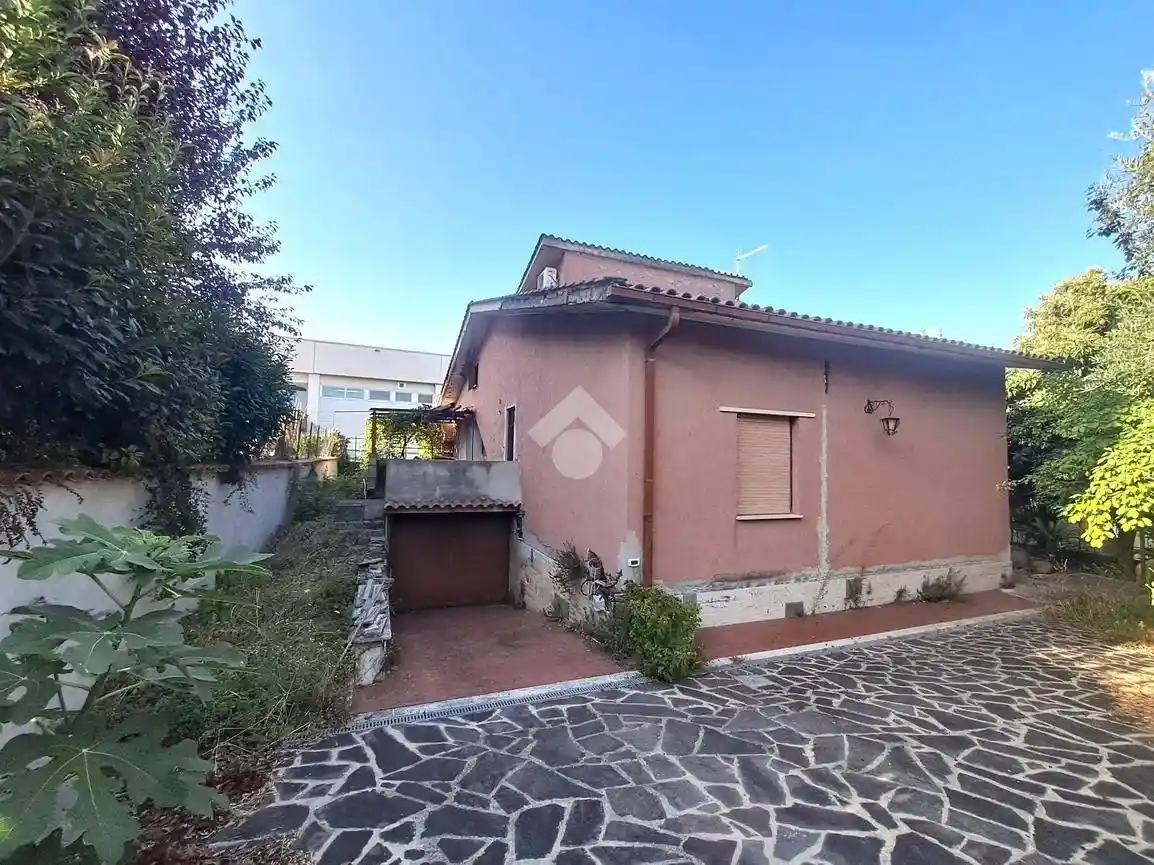 Villa in vendita a Rignano Flaminio