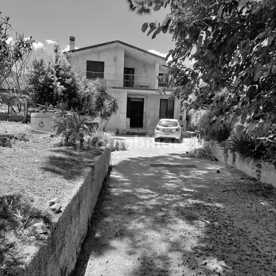 Villa in vendita a Caronia