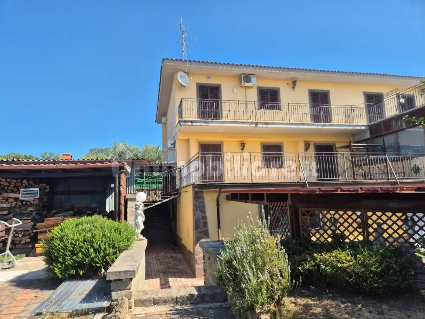 Villa in vendita a Genzano di Roma