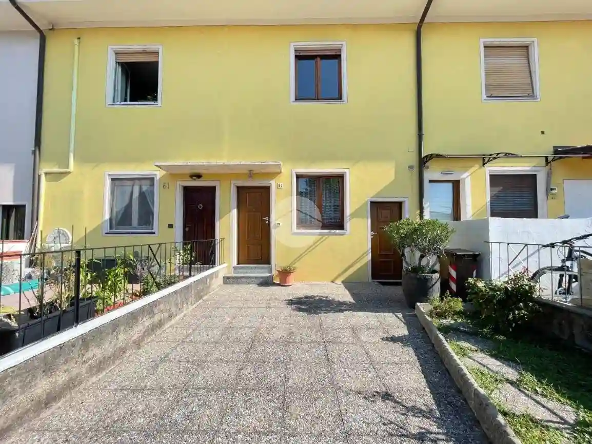 Villetta a schiera - foto 2
