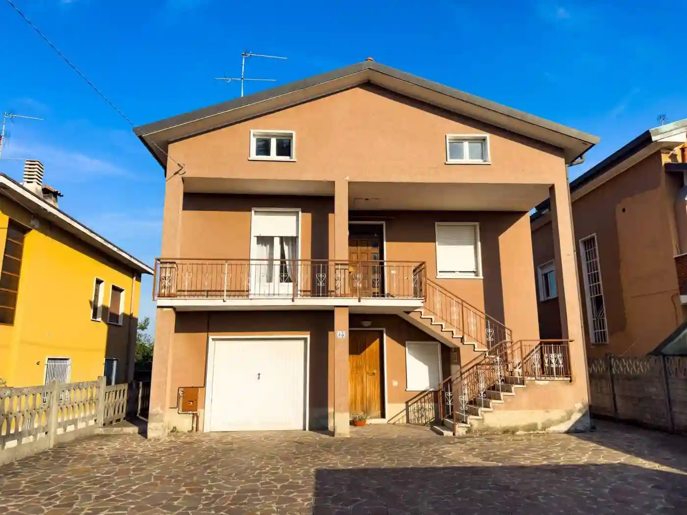 Villa - foto 2