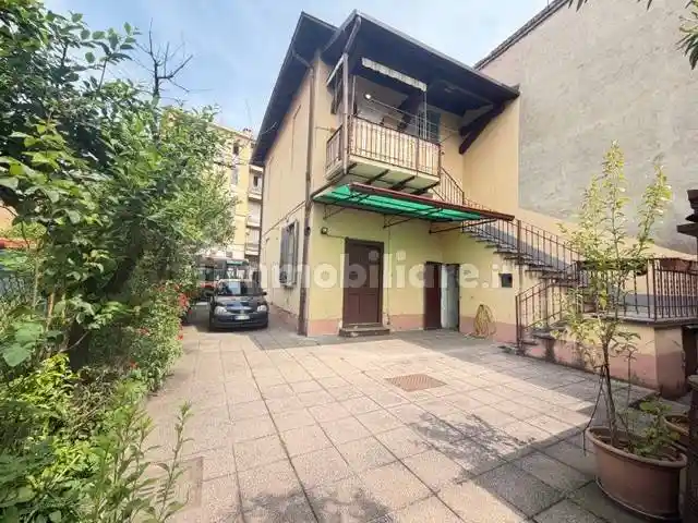 Appartamento in vendita a Monza