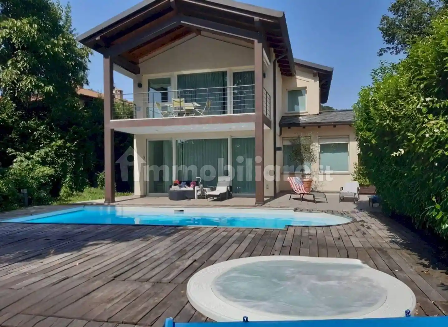 Villa in vendita a Bologna
