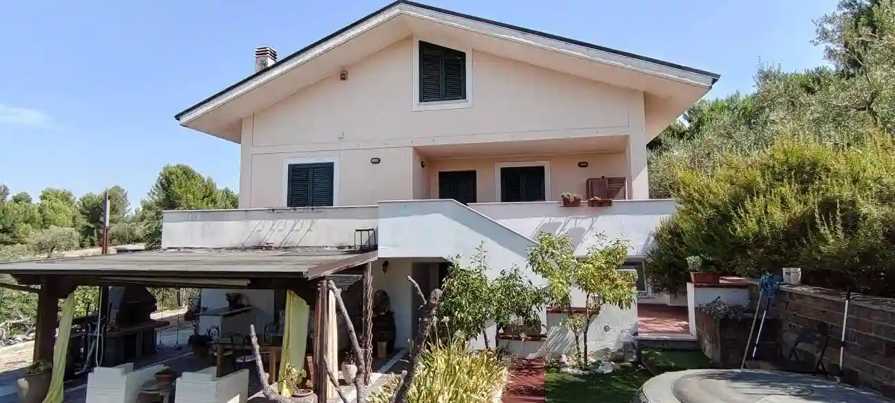 Villa - foto 2