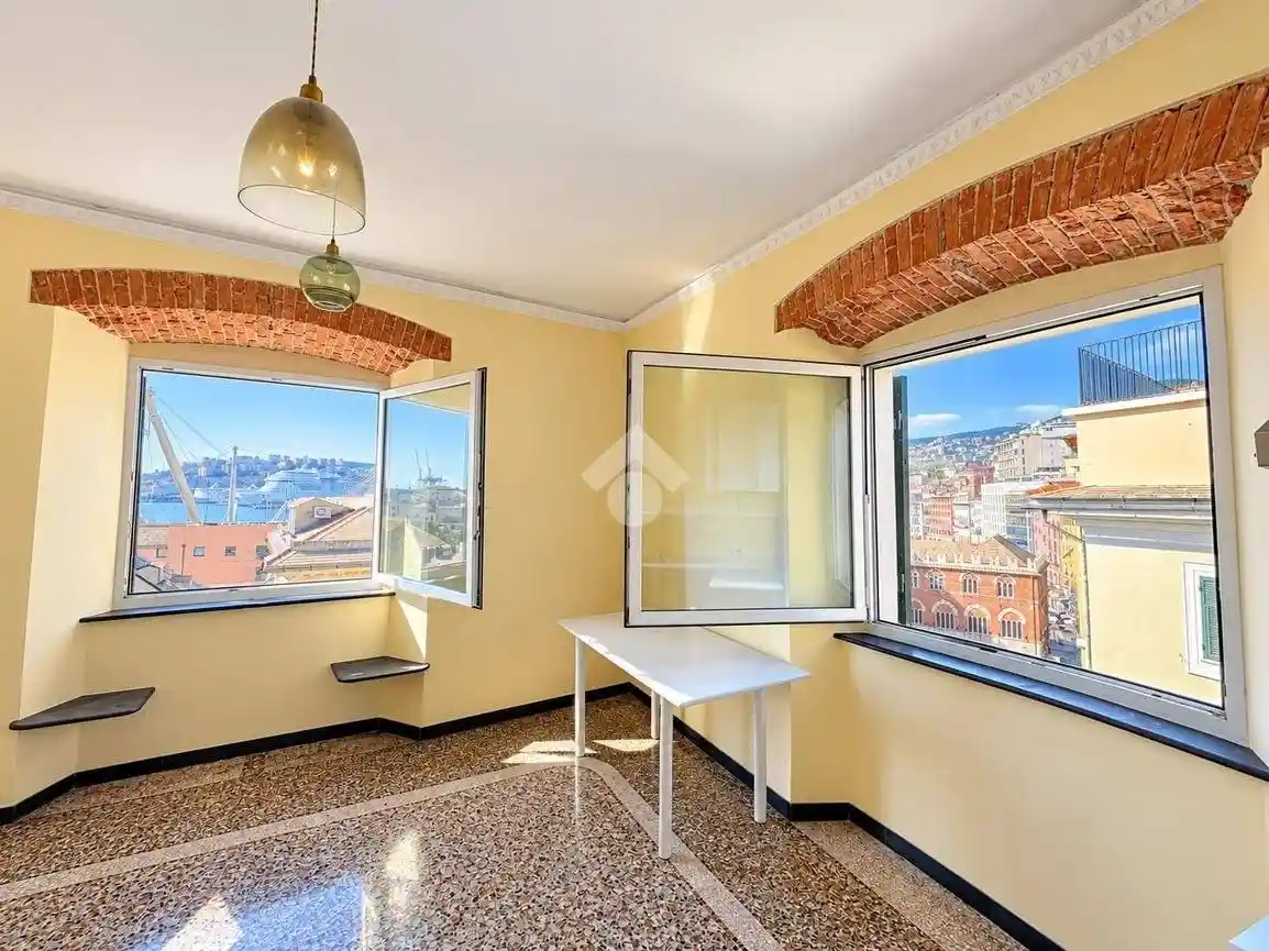 Appartamento in vendita a Genova