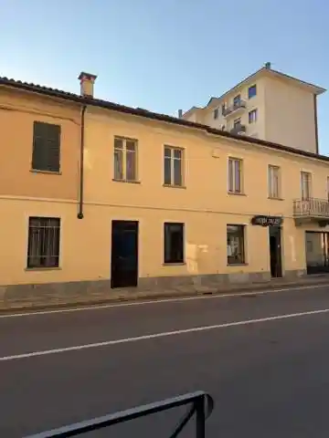 Casa indipendente in vendita a Verzuolo