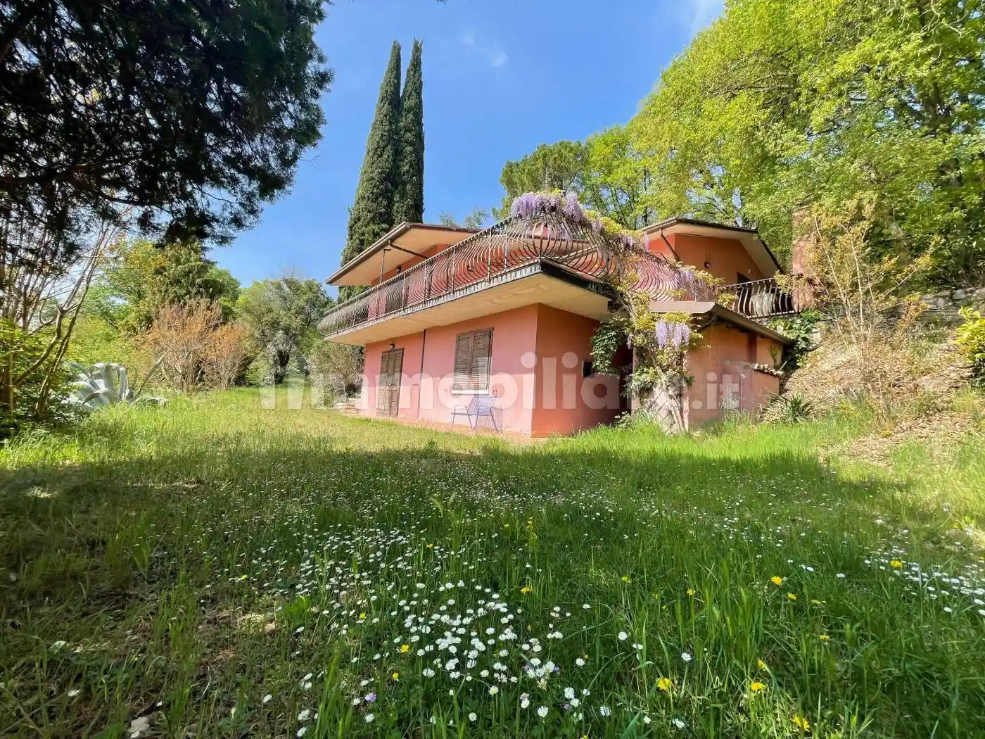 Villa in vendita a Soiano del Lago
