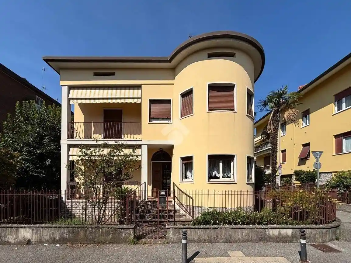 Villa in vendita a Bergamo