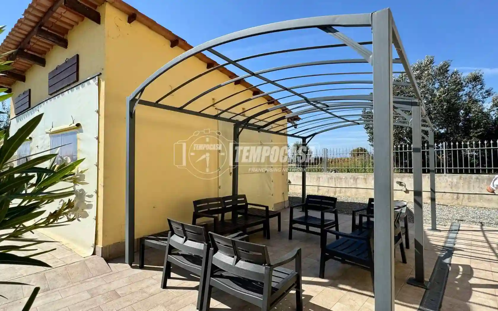 Villa - foto 2