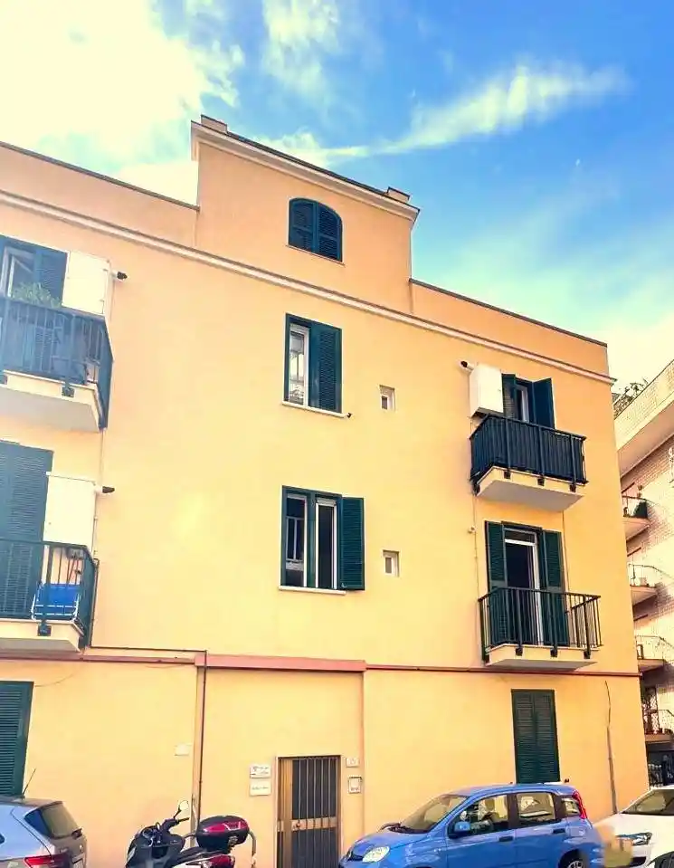 Appartamento in vendita a Civitavecchia
