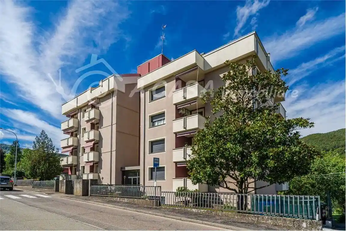 Appartamento in vendita a Calestano