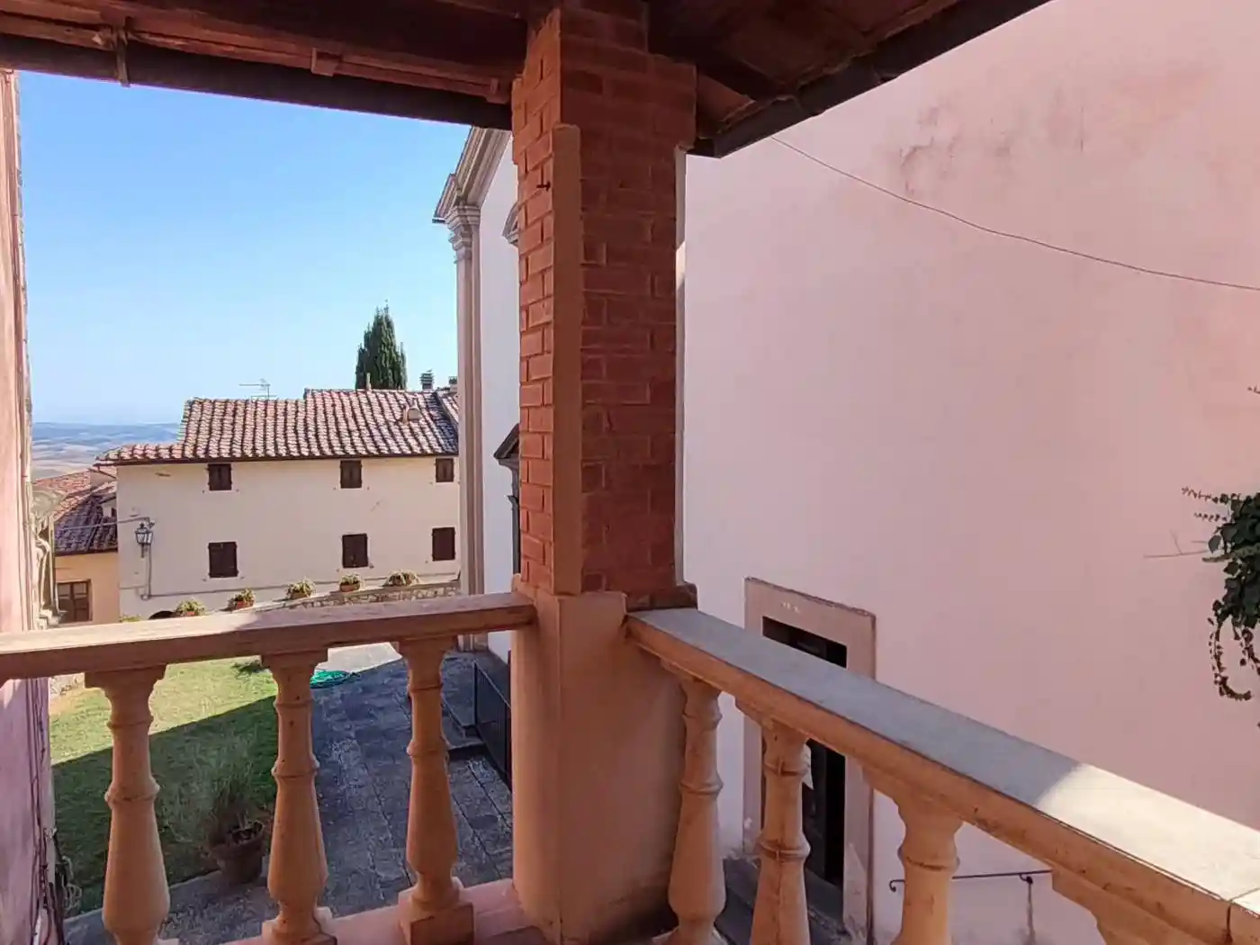 Appartamento in vendita a Lajatico
