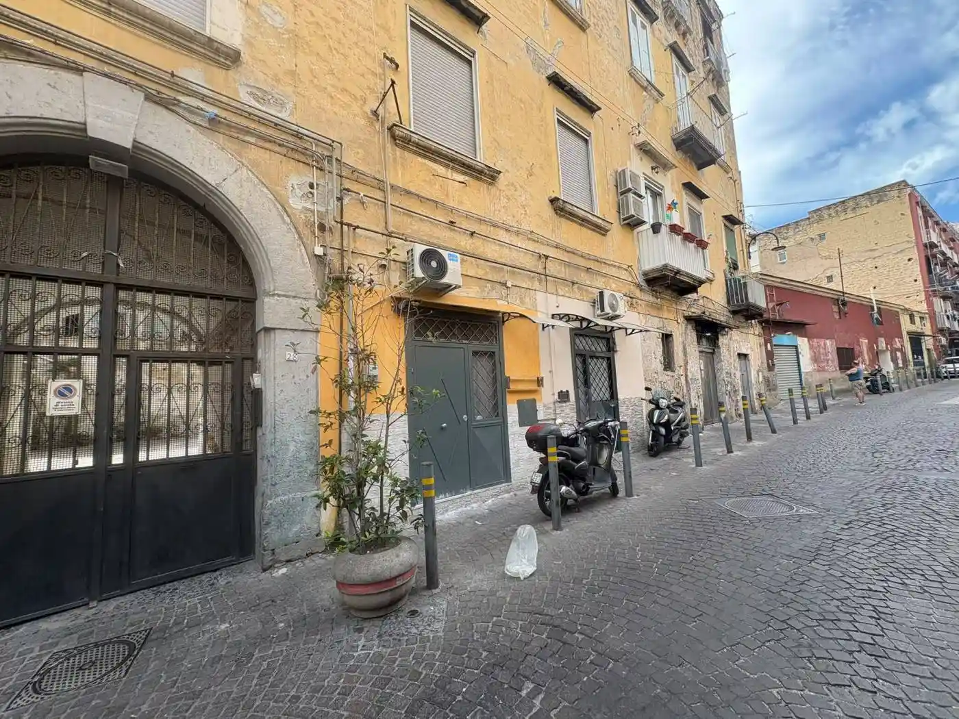 Appartamento in vendita a Napoli