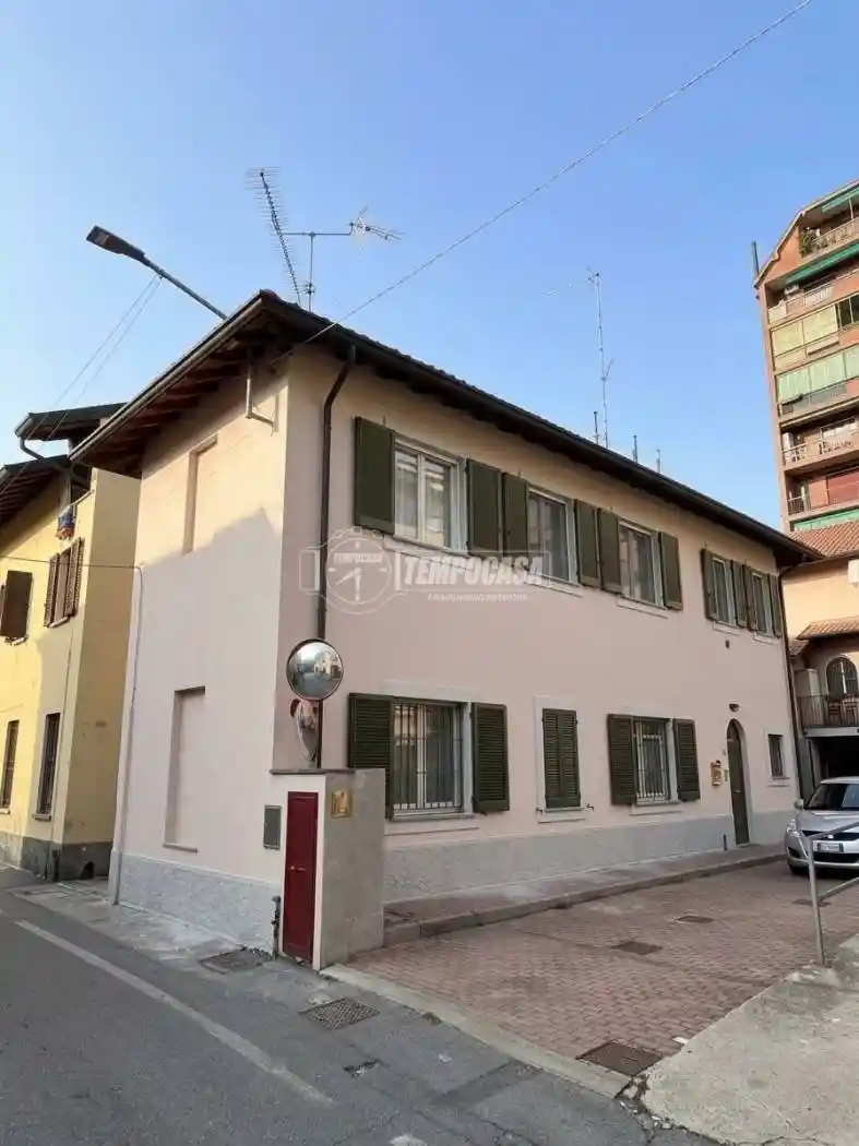 Appartamento in vendita a Melegnano
