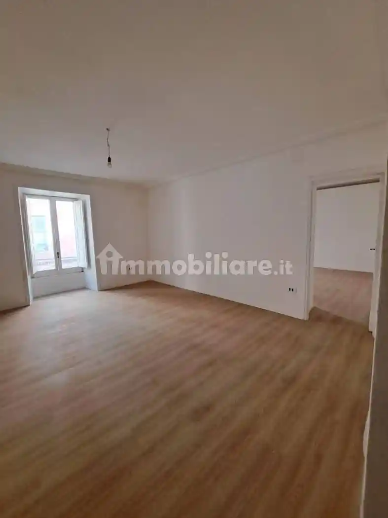 Appartamento in affitto a Napoli