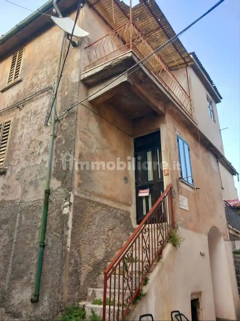 Casa indipendente in vendita a Montenero Val Cocchiara