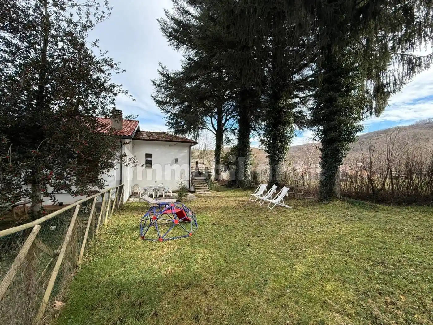Casa indipendente in vendita a Stroncone
