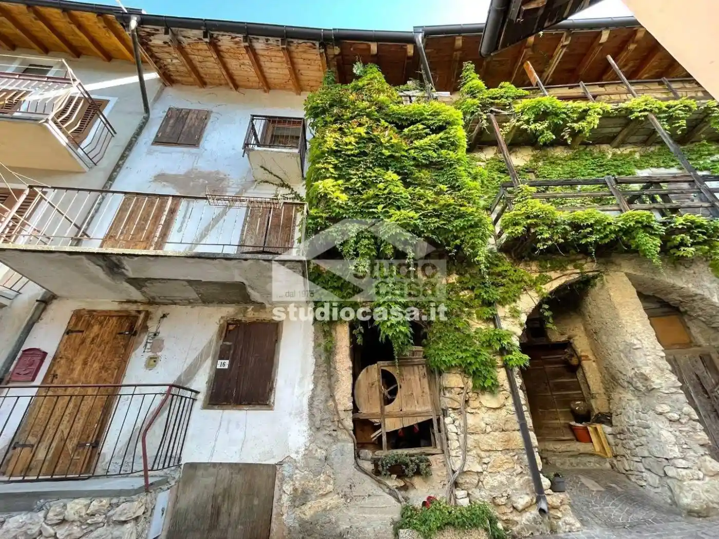 Rustico - Casale in vendita a Rovereto