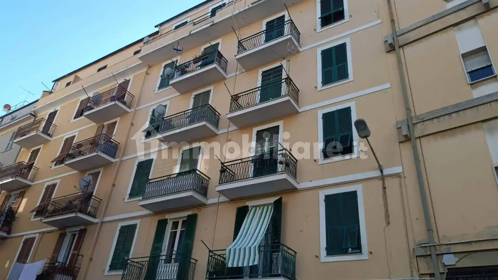 Appartamento in vendita a Vado Ligure