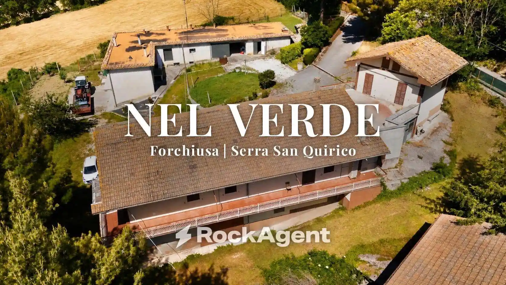 Casa indipendente in vendita a Serra San Quirico