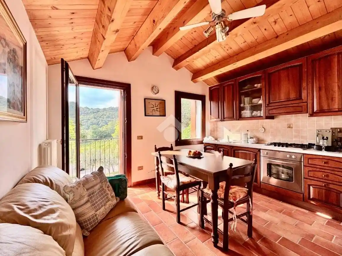Rustico - Casale in vendita a Cinto Euganeo