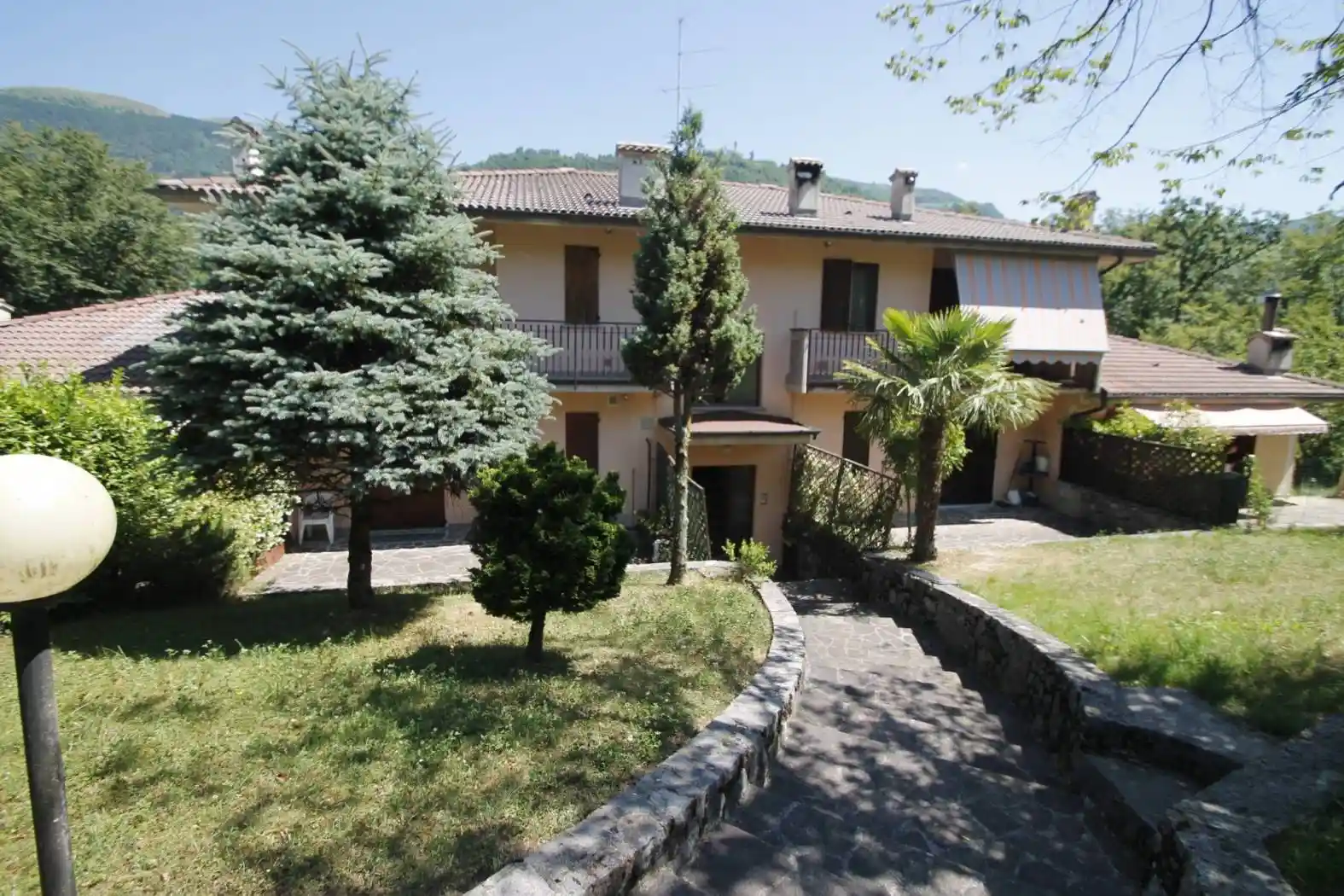 Appartamento in vendita a Rota d'Imagna