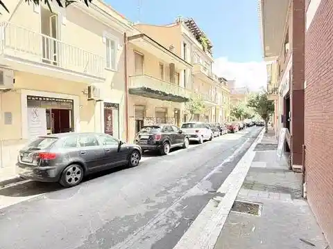 Palazzo - Edificio in vendita a Nettuno