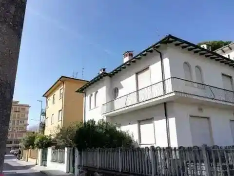 Appartamento in affitto a Camaiore