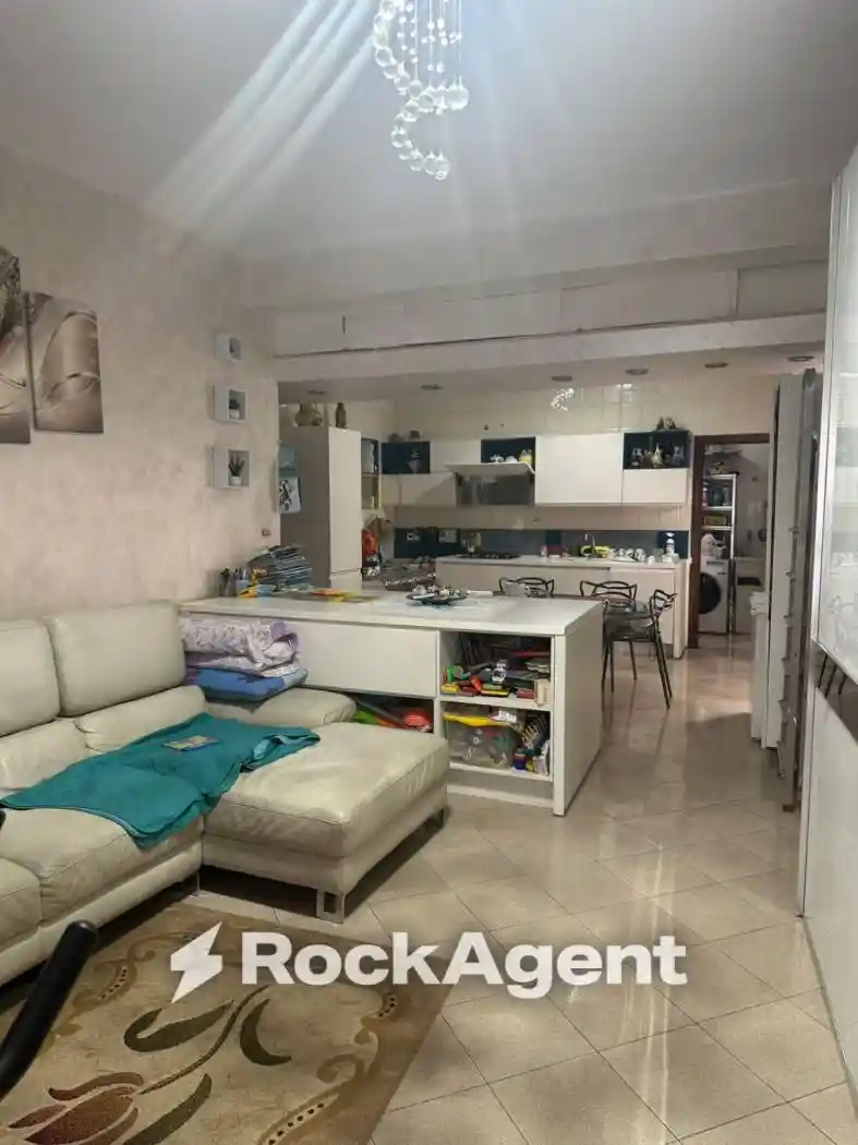 Appartamento in vendita a Poggiomarino
