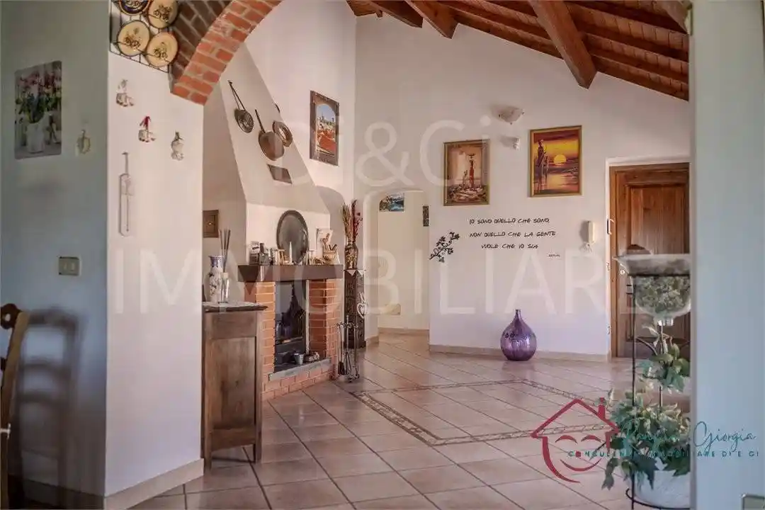 Casa indipendente in vendita a Aquila d'Arroscia