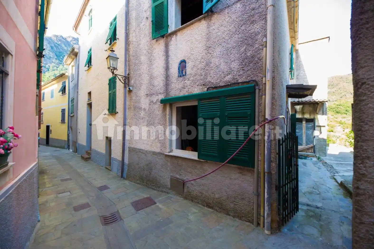 Casa indipendente in vendita a Casarza Ligure